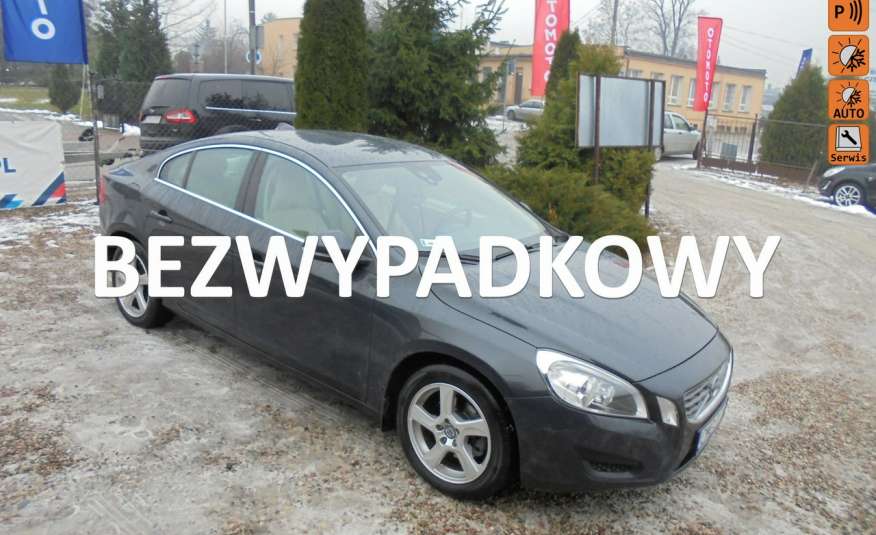 Volvo S60 Zarejestrowany, jasne skóry , stan perfekcyjny , bezwypadkowy . zdjęcie 