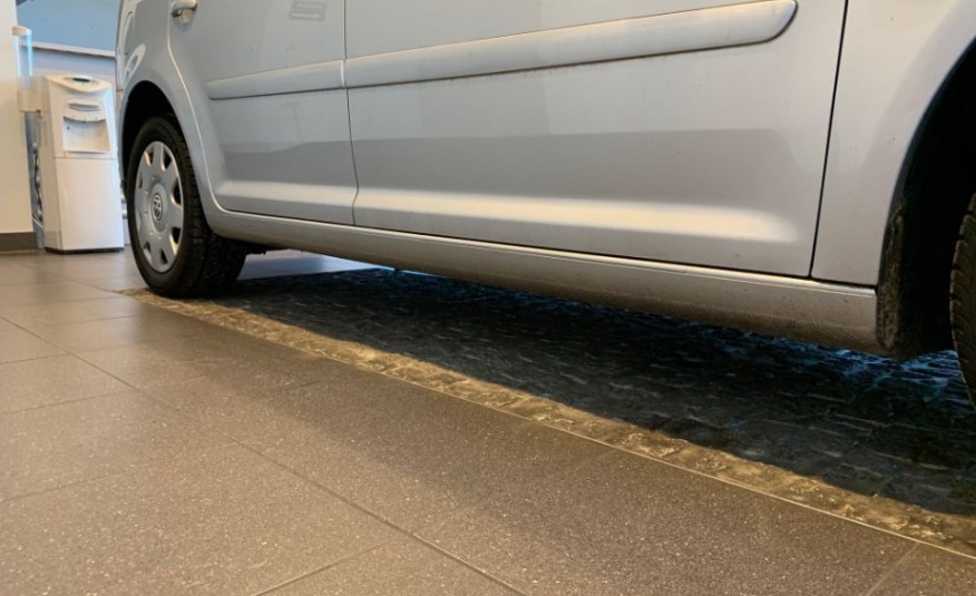 Volkswagen touran zdjęcie 14