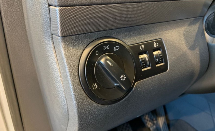 Volkswagen touran zdjęcie 22