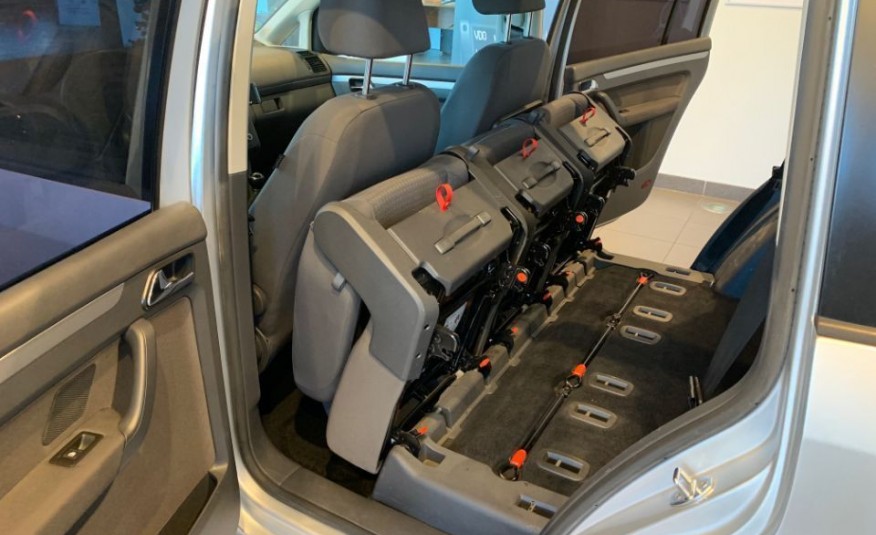 Volkswagen touran zdjęcie 28