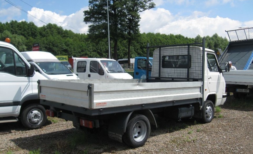 Nissan TRADE 3,0-MOTOR. 3,50-M. SKRZYNIA zdjęcie 5
