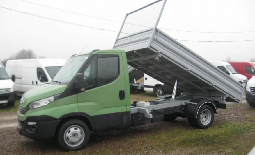 Nissan TRADE 3,0-MOTOR. 3,50-M. SKRZYNIA zdjęcie 13