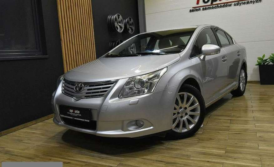 Toyota Avensis 1.8 i MANUAL SEDAN kamera GPS bezwypadkowa gwarancja techniczna FILM zdjęcie 