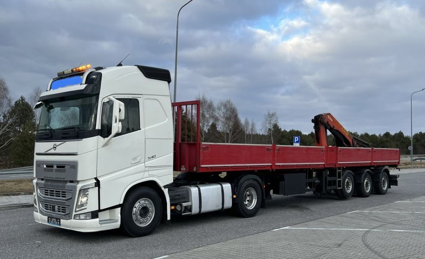 Volvo 540 + naczepa hfs Dzwig hydraulika specjalistyczny zdjęcie 