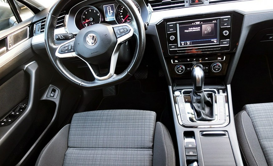 Volkswagen Passat 3 Lata GWARANCJA 1wł Kraj Bezwypadkowy EVO DSG Business FV23% 4x2 zdjęcie 11