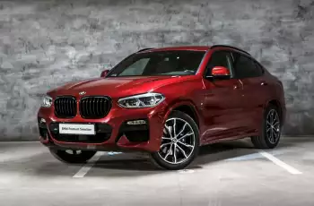 BMW X4 xDrive30i/252KM/Panorama/MPakiet/Aktywny-tempoma/Harman-kardon/Head-up