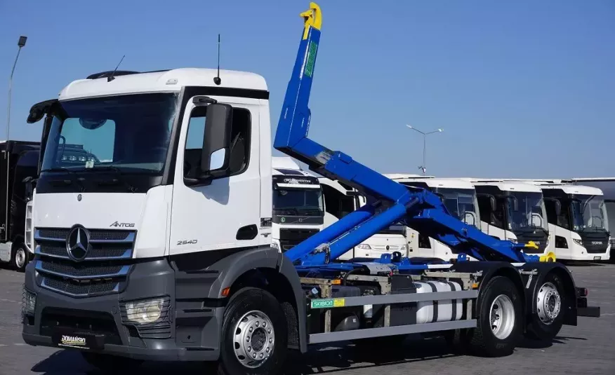 Mercedes / ANTOS / 2640 / E 6 / HAKOWIEC / 3 OSIE / MAŁY PRZEBIEG zdjęcie 