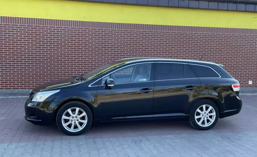 Toyota Avensis 2.0 VVT-i 152KM Prestige / Salon PL / Zadbana zdjęcie 