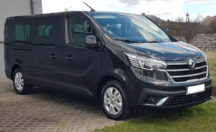 Renault Trafic 8 OSÓB DŁUGI BOGATE WYPOSAŻENIE L2H1 KLIMA TEMPOMAT zdjęcie 