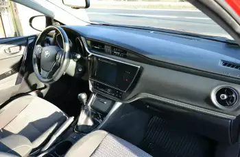 Toyota Auris 1.6 VVT-i 132KM Klimatronic Kamera Salon PL
