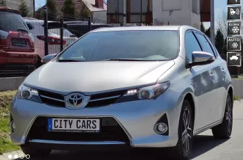 Toyota Auris 1.6 B 131 KM Kamera Navi Grzane Fotele Asystent Parkowania
