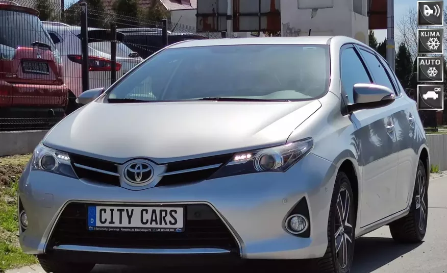 Toyota Auris 1.6 B 131 KM Kamera Navi Grzane Fotele Asystent Parkowania zdjęcie 