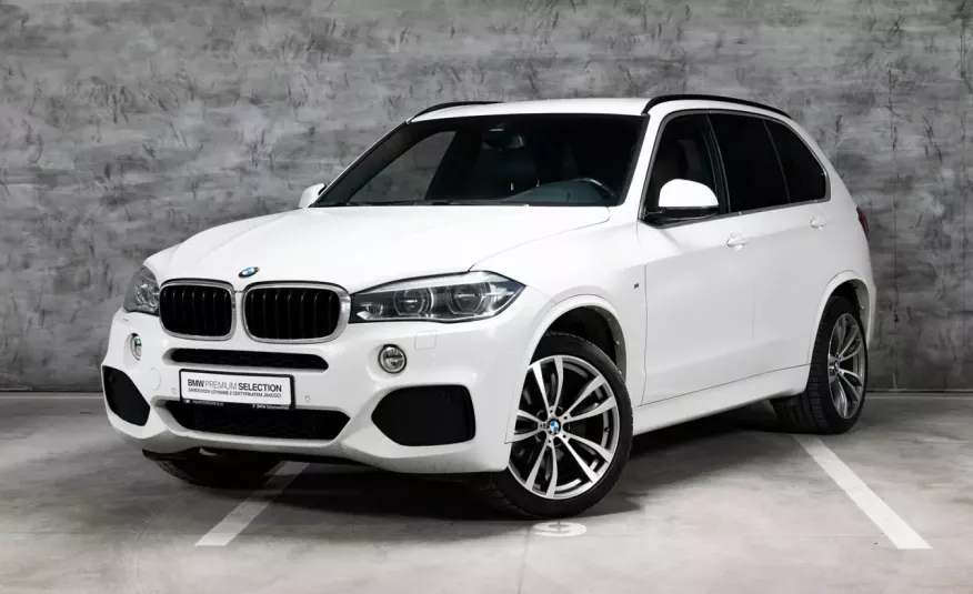 BMW X5 xDrive30d/PL-Salon/M-Pakiet/Adaptacyjny LED/Hak/Adaptacyjne podwozie/ zdjęcie 