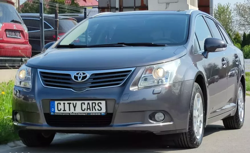 Toyota Avensis 1.6 B 131 KM 150 tys, km Klima Grzane Fotele z Niemiec zdjęcie 
