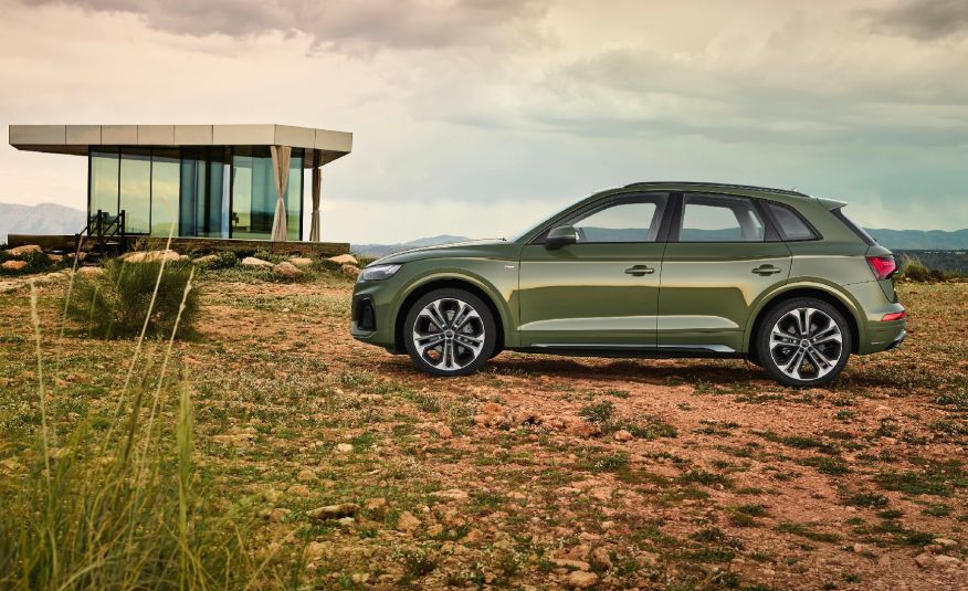 AUDI Q5 40 TFSI mHEV Quattro S tronic zdjęcie 1