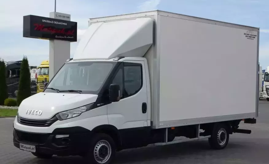 Iveco DAILY 35-160 / KONTENER - DŁ: 4.25 / WINDA ZAŁADOWCZA / IZOTERMA / 4x2 zdjęcie 