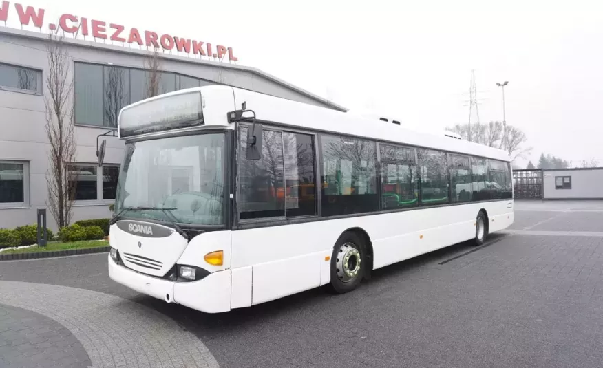 Scania CN94 UB 4x2 EB 260 , autobus miejski niskopodłogowy , 29 miejsc , max 74 pasażerów zdjęcie 