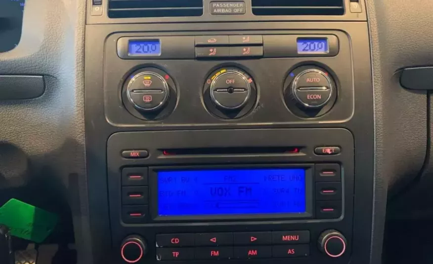 Volkswagen touran zdjęcie 18