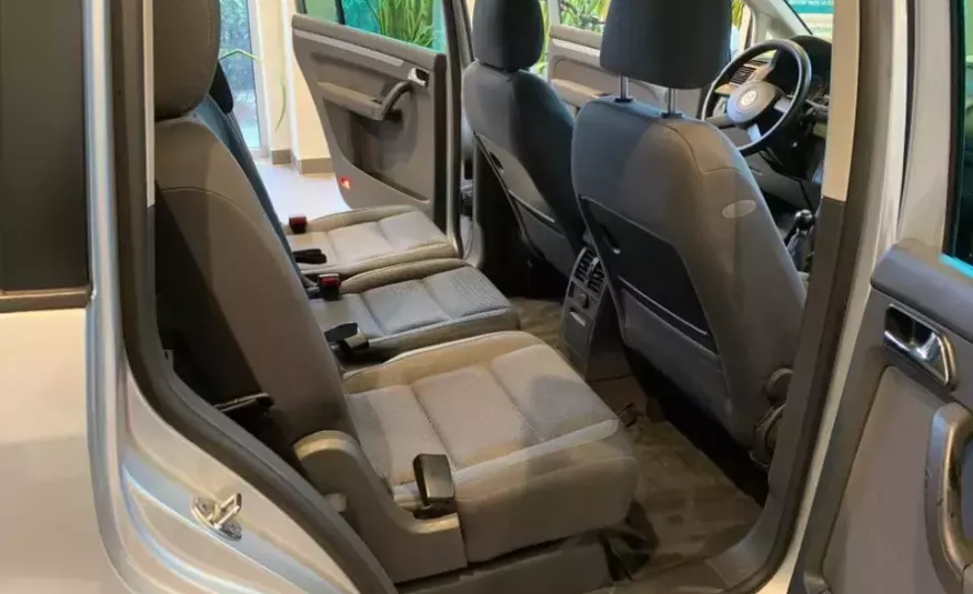 Volkswagen touran zdjęcie 21