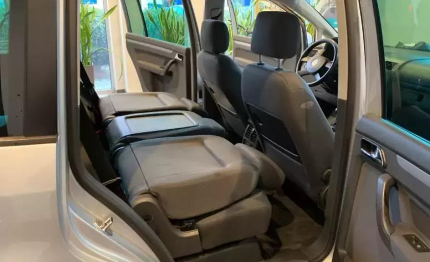 Volkswagen touran zdjęcie 22