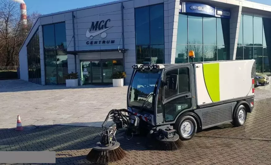 Schmidt Boschung S3 Sweeper, Idealny stan.4X4, Jak Nowa, Tylko 4tys.H..1 Ręka,  zdjęcie 