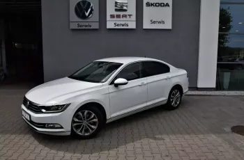 Volkswagen Passat SalonPL, Vat23%, Highline, Top LED, Podgrzewane fotele, Alcantara, Keyless