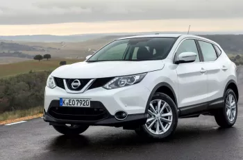 Nissan NISSAN Qashqai 1.3 DIG-T N-Connecta DCT