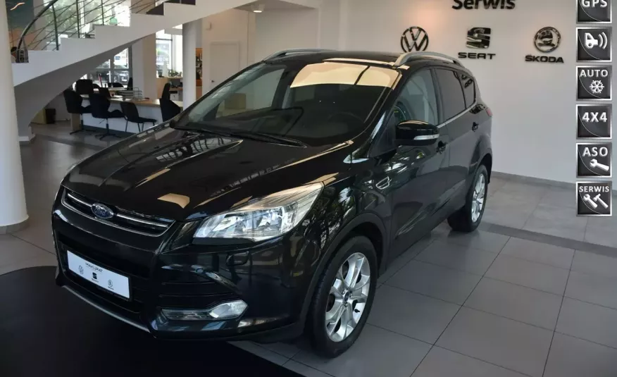 Ford Kuga Titanium, 4x4, Skóry, Navi, Podgrz. fotele, Sam parkuje, Alu, Tempomat zdjęcie 