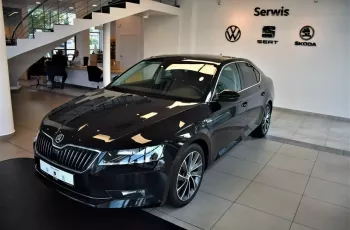 Skoda Superb SalonPL, Vat23%, Laurin&Klement, Przebieg.180KM, FULL