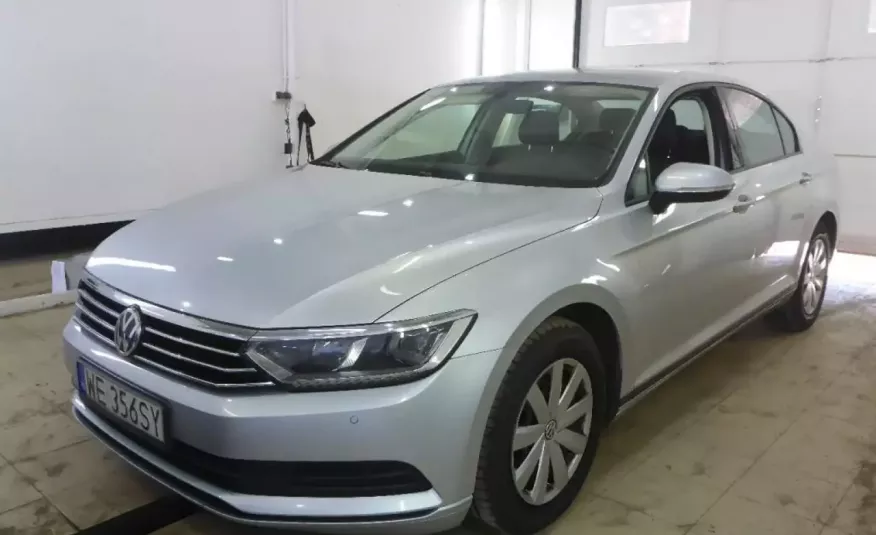 Volkswagen Passat 2.0 TDi 150KM / Nawi / LED / Salon PL I-właściciel Bezwypadkowy zdjęcie 