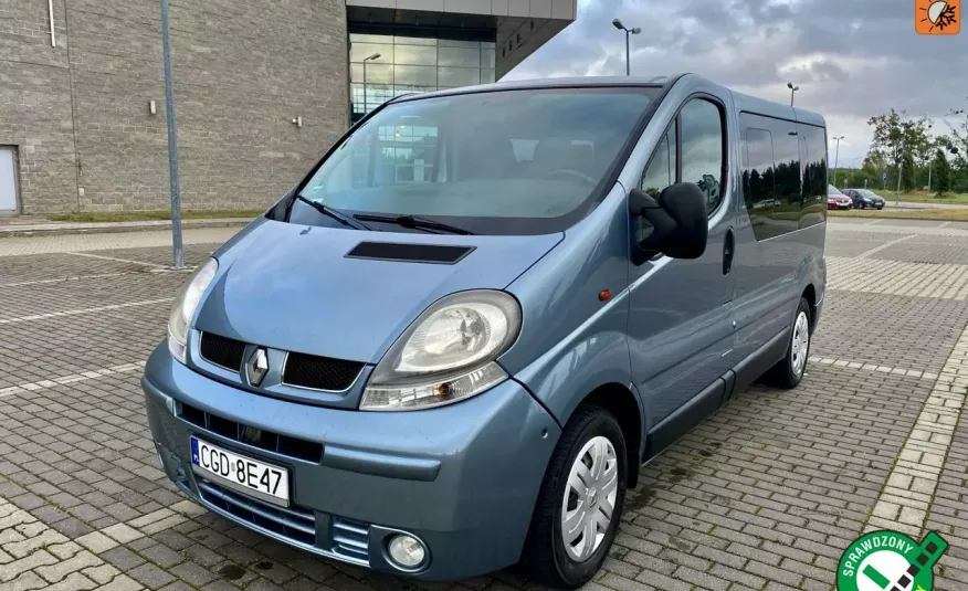 Renault Trafic 1.9 dci 1wł.9os. kamper, klimatyzacja 2x, dvd, lożko rok gwarancji zdjęcie 