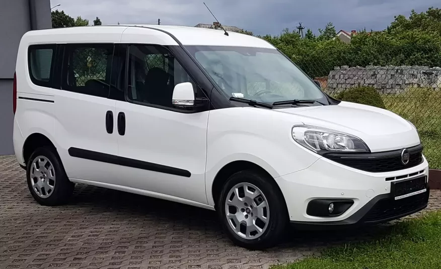 Fiat Doblo 5 OSÓB KLIMA 2xDRZWI BOCZNE PRZESUWNE KRAJOWY I-WŁAŚCICIEL zdjęcie 