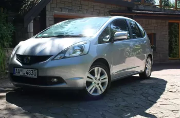 Honda Jazz 1.4_Benzyna_112 tys km_100KM_Gaz_Panorama_Klimatronic