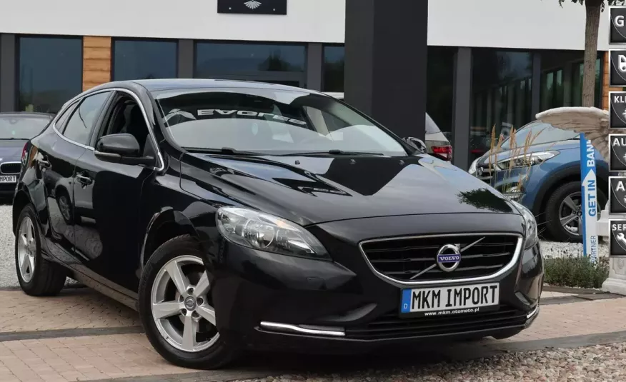 V40  Volvo V40  2015  2.0  stan perfekt  opłacony 190ps zdjęcie 