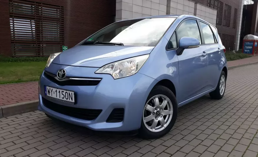 Toyota Verso S 100 % Bezwypadkowy Ks serwis Zadbana zdjęcie 