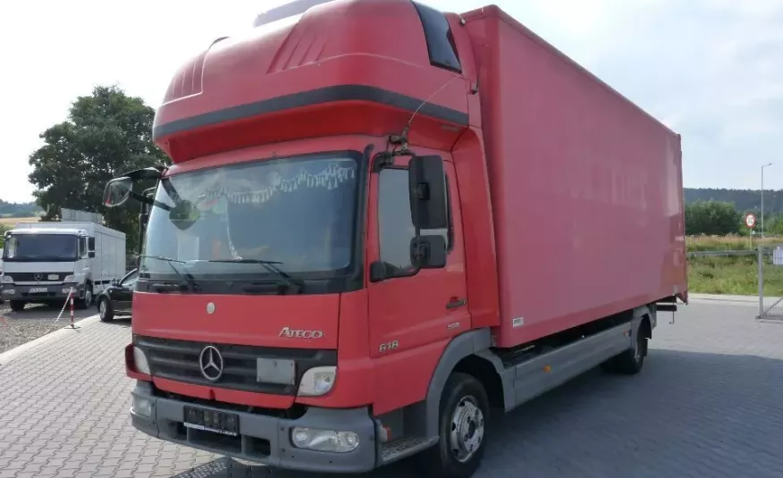 Mercedes ATEGO 818 / KONTENER / zdjęcie 