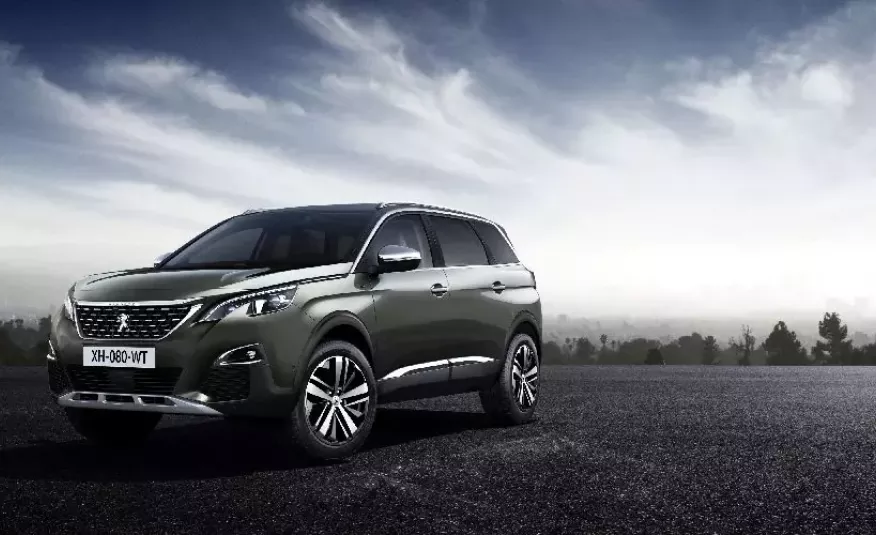 PEUGEOT 5008 2.0 BlueHDI Crossway S&S EAT8 zdjęcie 