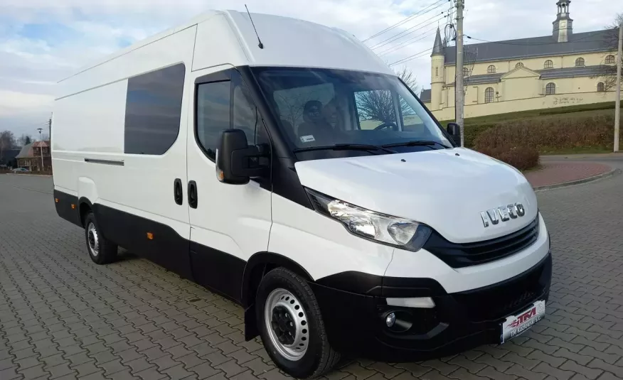 Iveco Daily MAX 35S18 9-osobowy Doka-Brygadowy 3.0/180KM zdjęcie 