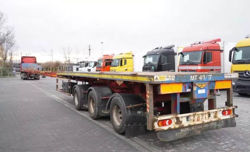 3AOU-48/3 , dłużyca 36m , 3x rozciągana , 3 osie krętne , 3x obrotnica , hydraulika skrętu , wyjście na pilota , poduszki , 2 x mostek transportowy , 2 sztuki , naczepa platforma ,  zdjęcie 