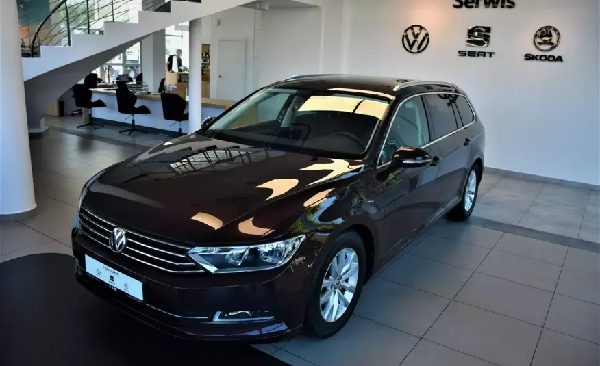 Volkswagen Passat Vat marż, Comfortline, podgrzewane fotele, Czujnik parkowania, 4x2 zdjęcie 