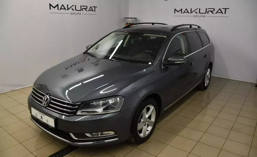 Volkswagen Passat Confortline, ASO, klima 2sterfy, Czujniki park. nawigacja 4x2 zdjęcie 