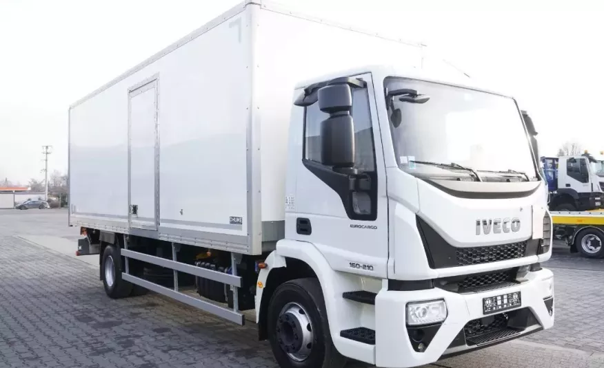 Iveco Eurocargo 160E21 , E6 , 180.000km , 18 EPAL , winda , drzwi boczne , DMC 16t , kontener , izoterma , furgon , box , chłodnia z windą zdjęcie 