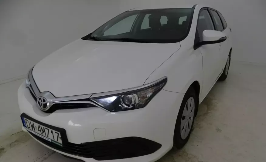 Toyota Auris 1.4 D-4D Active Salon PL 1 wł ASO FV23% zdjęcie 