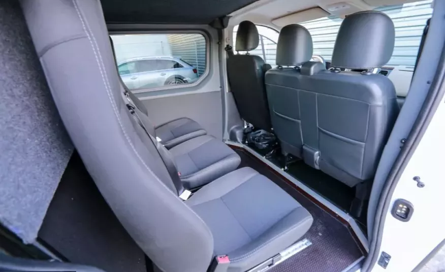 Renault Trafic 6-OSOBOWY L2H1 BRYGADOWY 120KM NOWY MODEL zdjęcie 