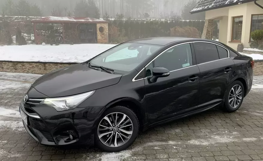Toyota Avensis 2.0 D-4D 143KM Premium / Salon PL I-właściciel zdjęcie 