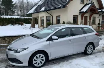 Toyota Auris 1.6 D-4D / Premium LED / Salon PL I-właściciel Serwis ASO