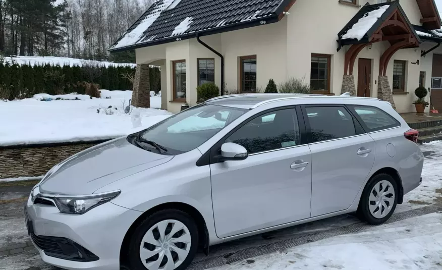 Toyota Auris 1.6 D-4D / Premium LED / Salon PL I-właściciel Serwis ASO zdjęcie 