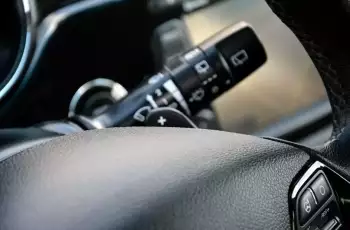 Toyota Auris Klimatronik Tempomat Alu HYBRYDA Aux Serwis 1właściciel Biała Perła