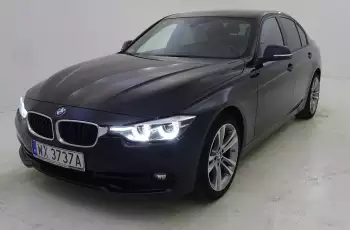 BMW 330 i Seria 3 xDrive aut Salon PL 1 wł ASO FV23%