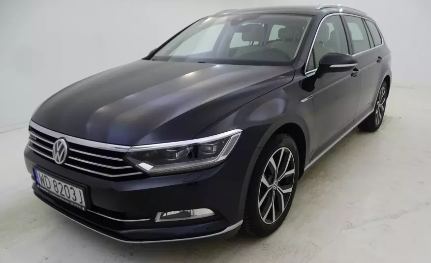 Volkswagen Passat 2.0 TDI DSG 4mot. Highline Salon PL 1 wł ASO FV23% zdjęcie 